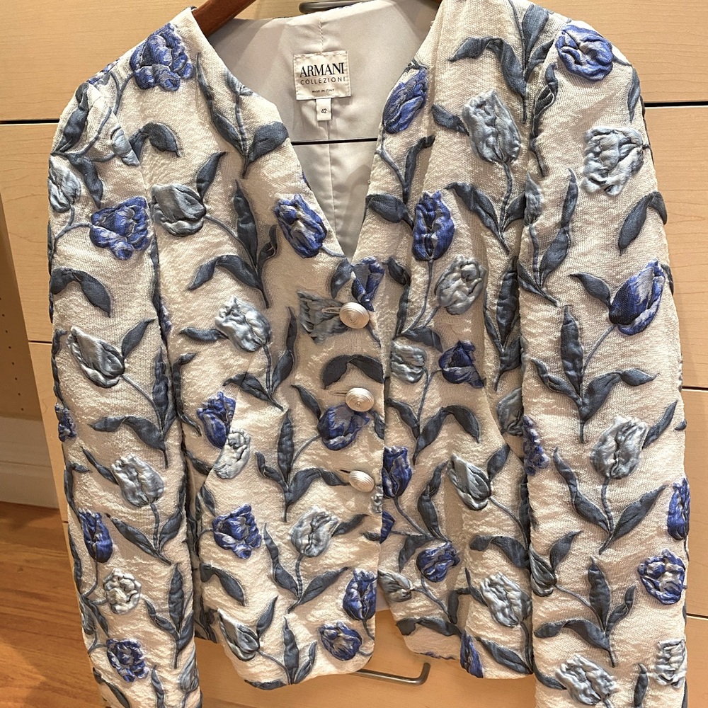 Armani Collezioni Jacket, size 42, like new